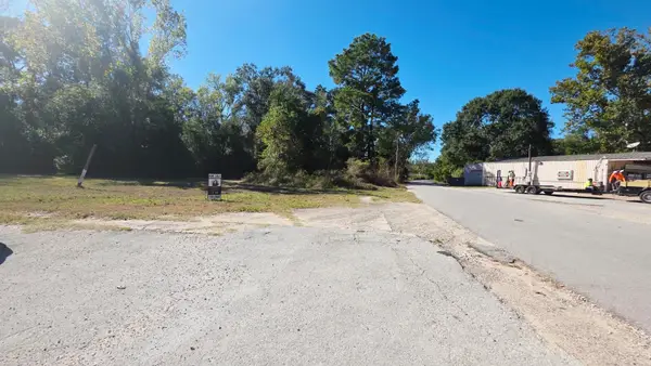 16910 Main Street, Splendora, TX 77372