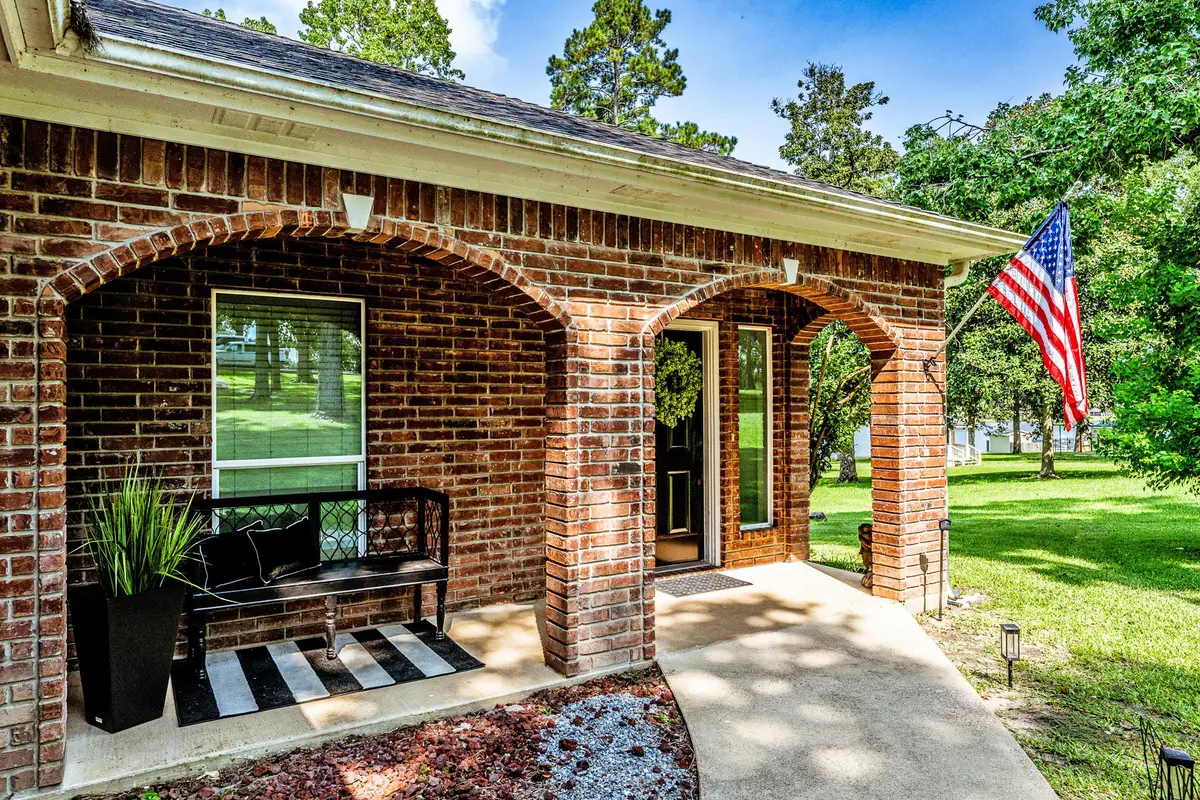 14 Lakeview Manor, Huntsville, TX 77340 - Image #1