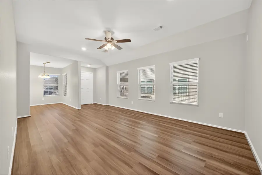 8131 Blooming Meadow Lane, Houston, TX 77016 - Image #3