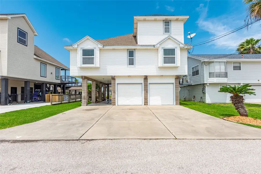 70 Tarpon Street, Bayou Vista, TX 77563 - Image #2