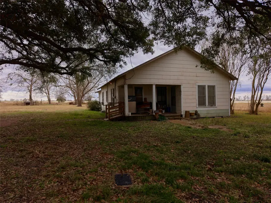 7615 Avenue J, Beasley, TX 77417 - #3