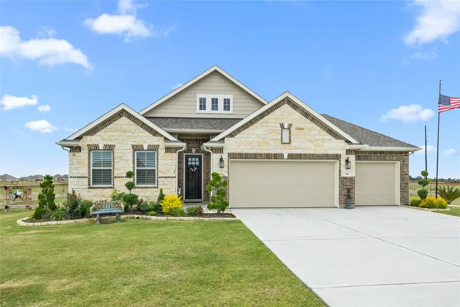 315 Cobb Court, Sealy, TX 77474 - #2