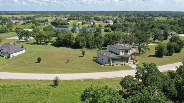 10289 Henley Cove, Iola, TX 77861