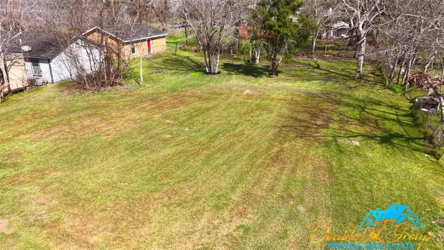 2805 Avenue C, Bay City, TX 77414 - #3