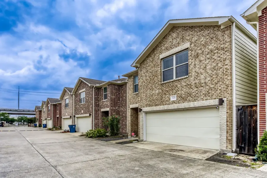 3728 Main Poplar Drive, Houston, TX 77025 - #3