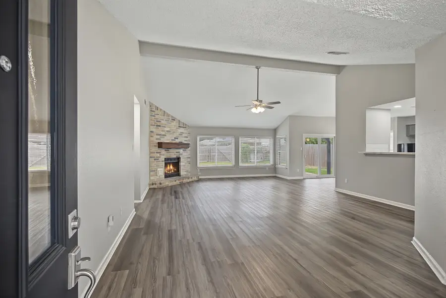 8406 Woodland Willows Drive, Houston, TX 77083 - #3