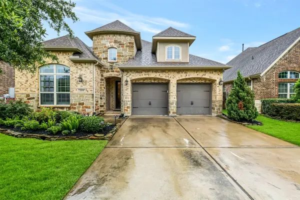 2309 Shallow Creek Lane, Friendswood, TX 77546