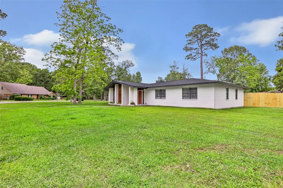 22 Sherwood Street, Dayton, TX 77535 - #3