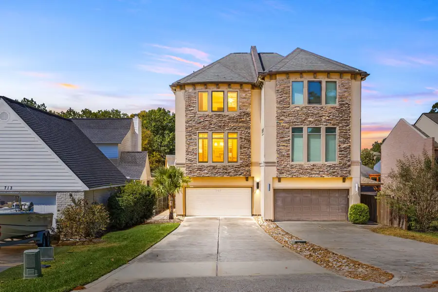 717 Paradise Lane, Montgomery, TX 77356 - Image #3