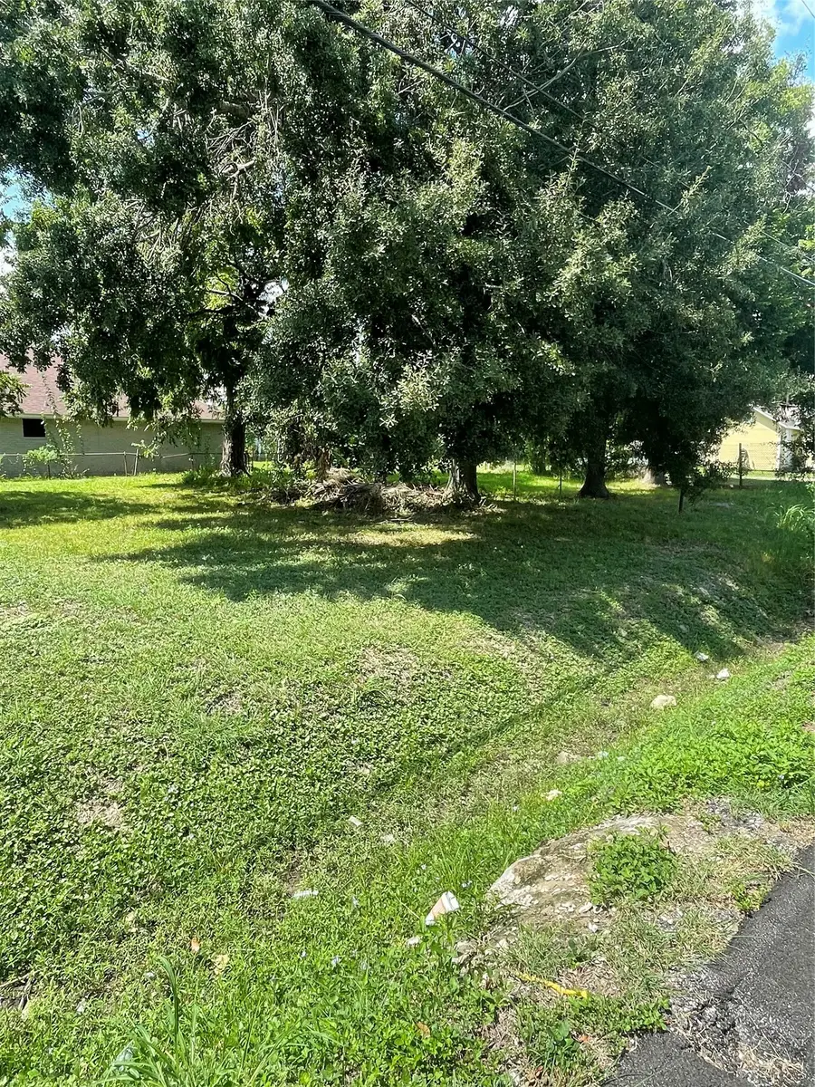 3225 Des Chaumes Street, Houston, TX 77026 - #2