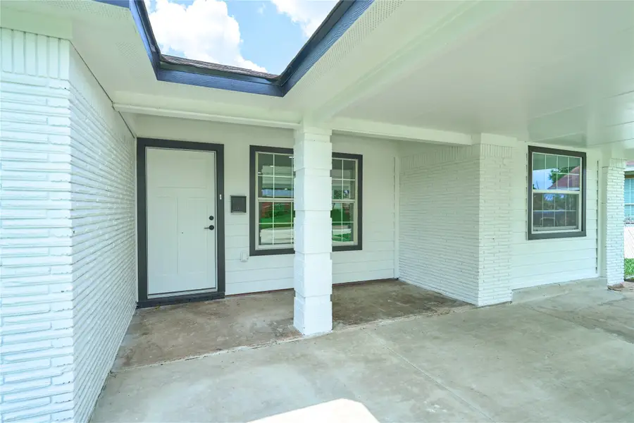 8530 Guinevere Street, Houston, TX 77029 - Image #3