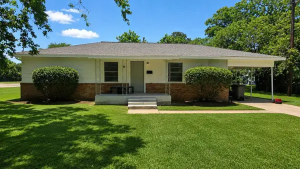 2616 Elm Avenue, Bay City, TX 77414