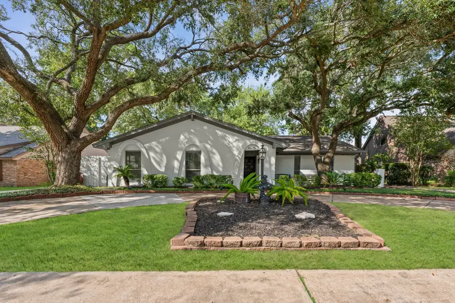 1110 Cheshire Lane, Houston, TX 77018 - Image #2