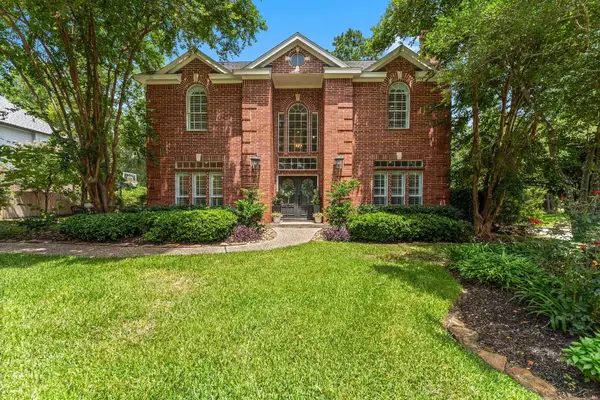 18 N Highland Court, The Woodlands, TX 77381