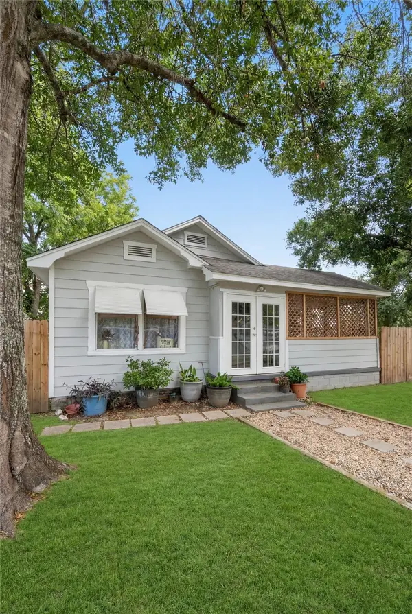 511 S Winfree Street, Dayton, TX 77535