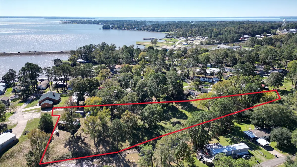 121 Prescott Drive, Onalaska, TX 77360 - Image #1