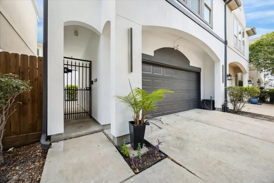 1323 Afton Street, Houston, TX 77055 - Image #2