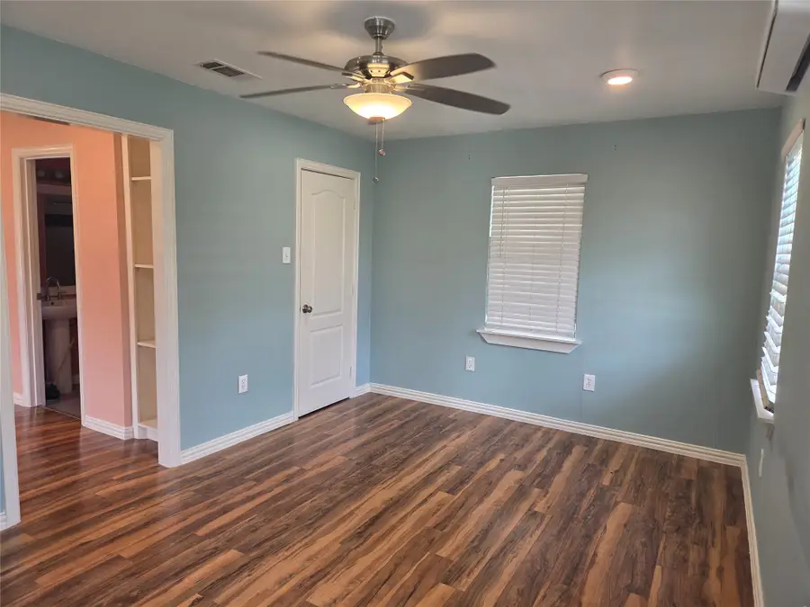 525 E 35th Street, Houston, TX 77022 - #2