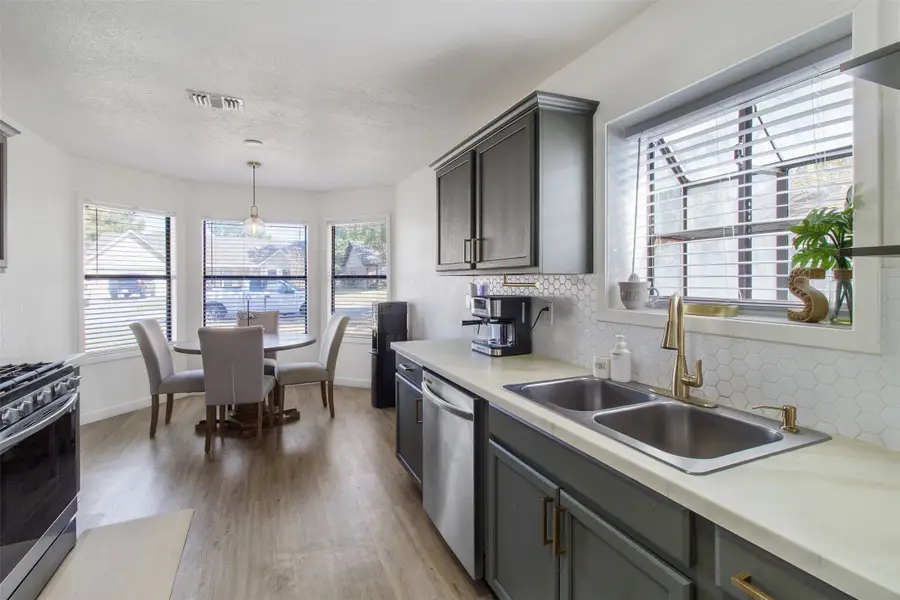 3908 Sierra Court, Bryan, TX 77802 - Image #3