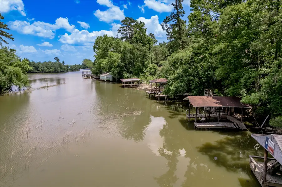 109 Hill Top Road, Huntsville, TX 77320 - Image #3