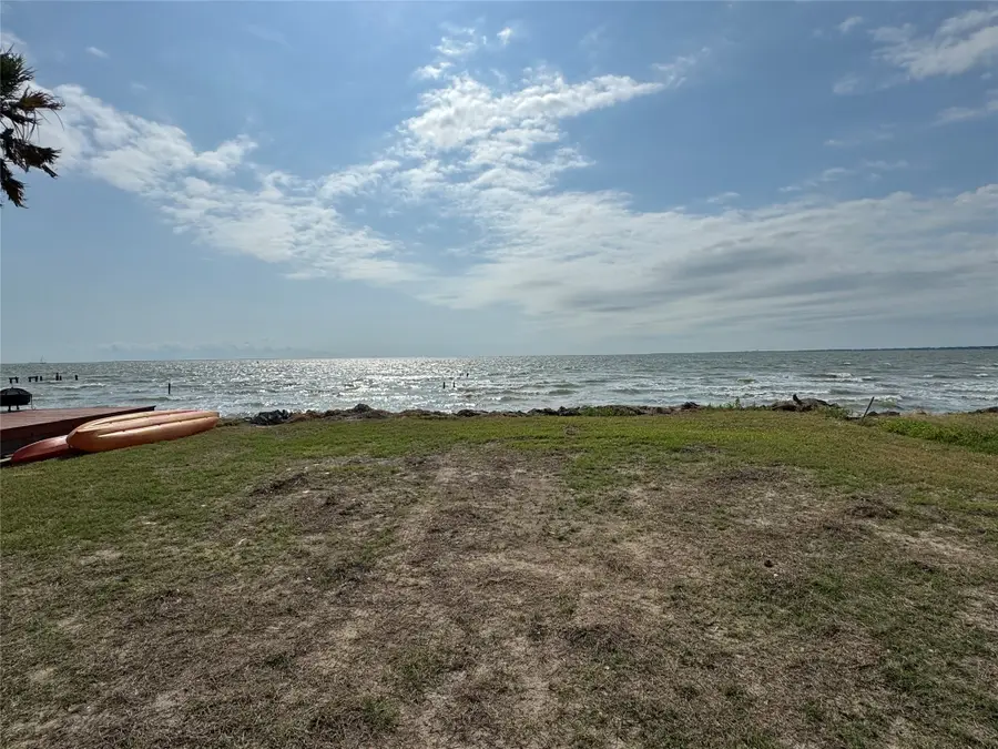 1414 Todville Road, Seabrook, TX 77586 - Image #2