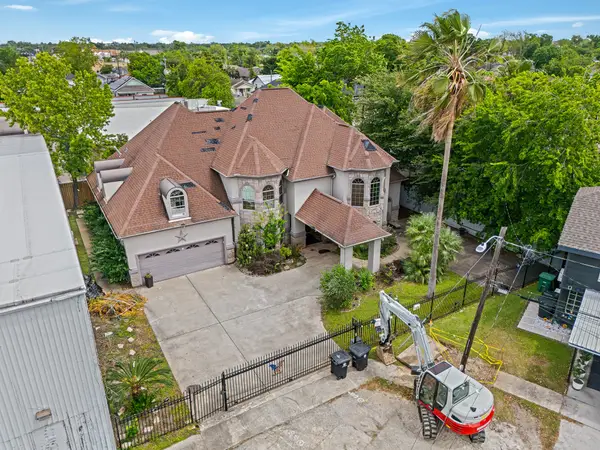 2426 Tackaberry Street, Houston, TX 77009