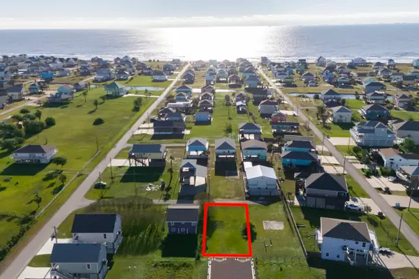 2109 1st, Crystal Beach, TX 77650