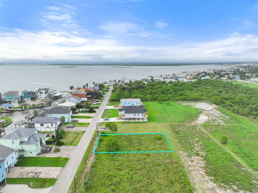 1222 23rd Street, San Leon, TX 77539 - Image #3