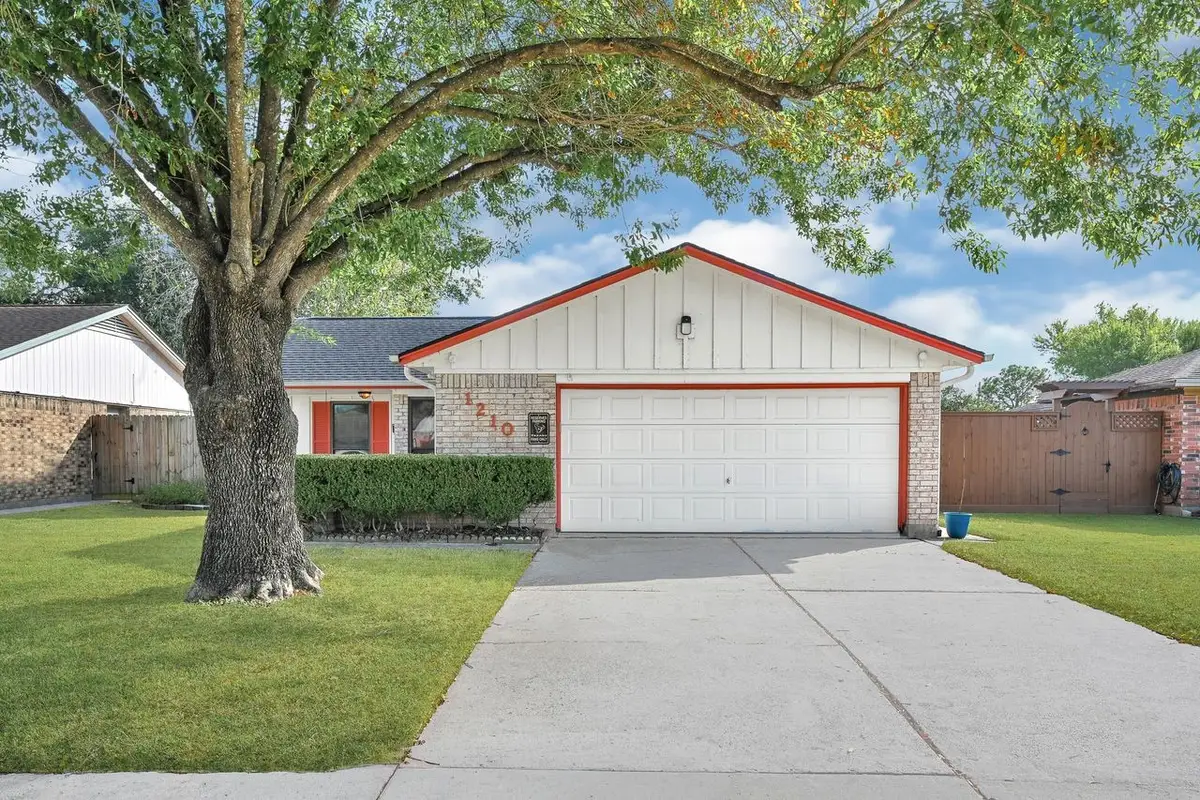 1210 Kenwick Place, Pasadena, TX 77504 - Image #1