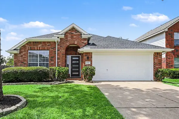 18314 Manorcliff Lane, Katy, TX 77449