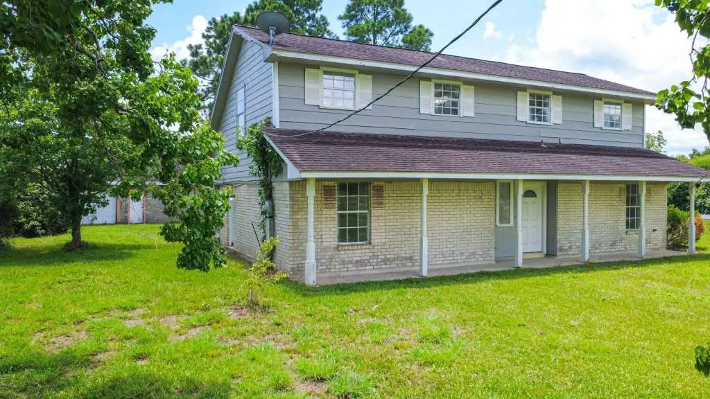 4513 S Meadows Street, Alvin, TX 77511 - #1