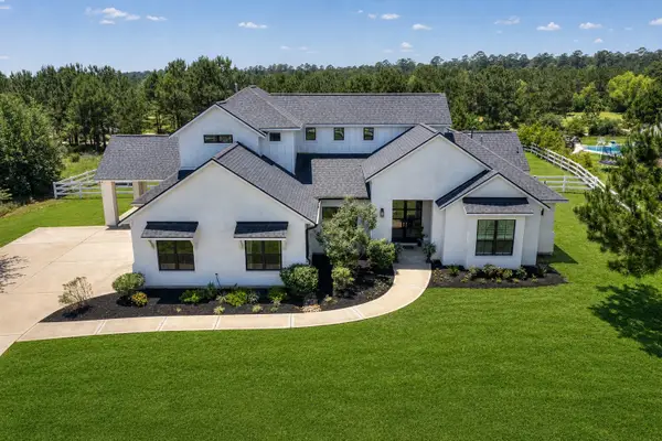 8880 Brookes Drive, Montgomery, TX 77316