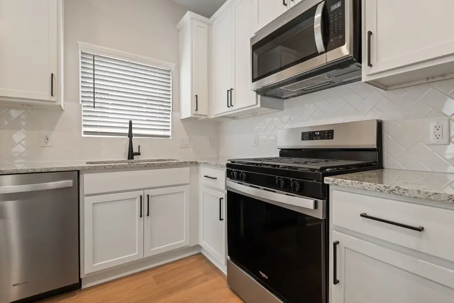 21535 Bluebonnet Bay Drive, Magnolia, TX 77354 - Image #2