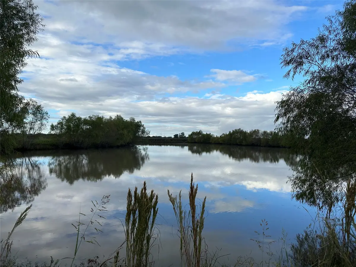 7017 County Road 100, Boling, TX 77420 - Image #1