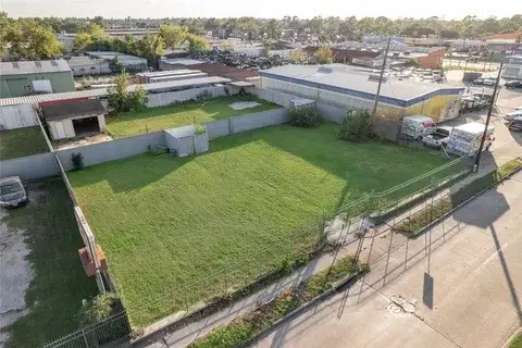 7811 Hammerly Blvd, Houston, TX 77055 - #1