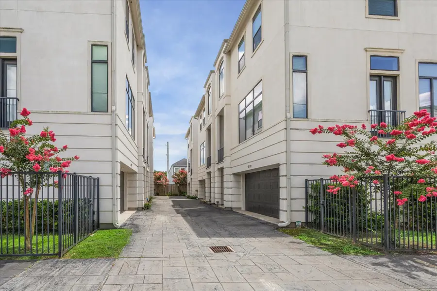 4113 Eigel Street, Houston, TX 77007 - #3