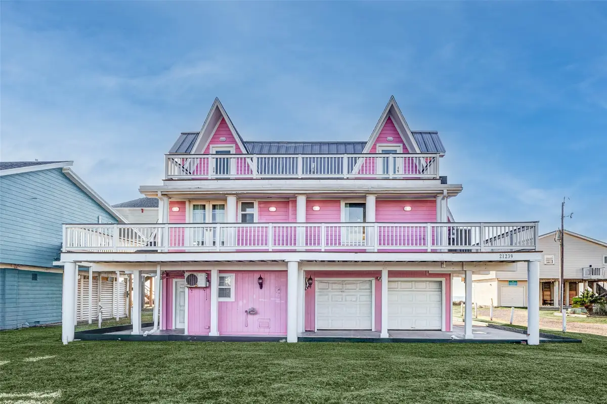21239 Gulf Drive, Galveston, TX 77554 - Image #1