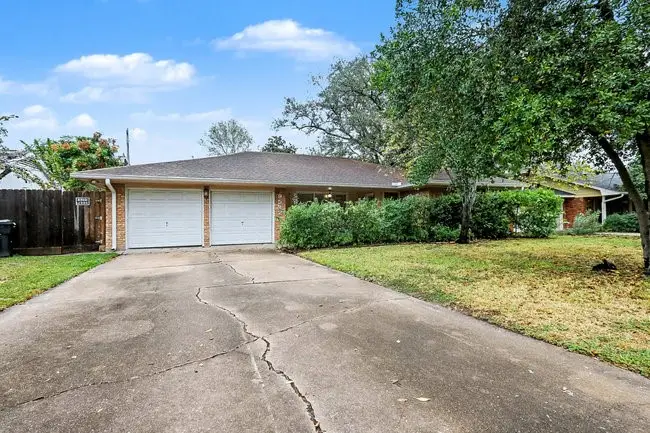 9522 Winsome Lane, Houston, TX 77063 - Image #2