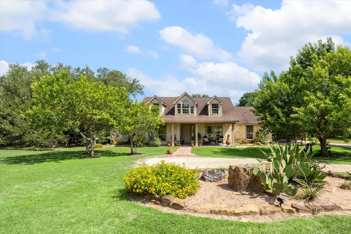 245 Christmas Road E, Brenham, TX 77833 - Image #1