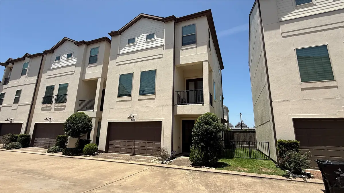 10906 Brookeshire Chase Lane Lane, Houston, TX 77043 - #1