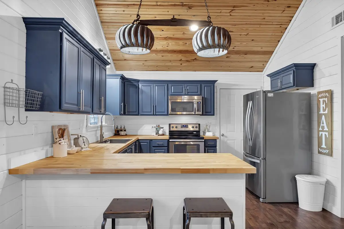 235 Red Squirrel Lane, Brookeland, TX 75931 - Image #1