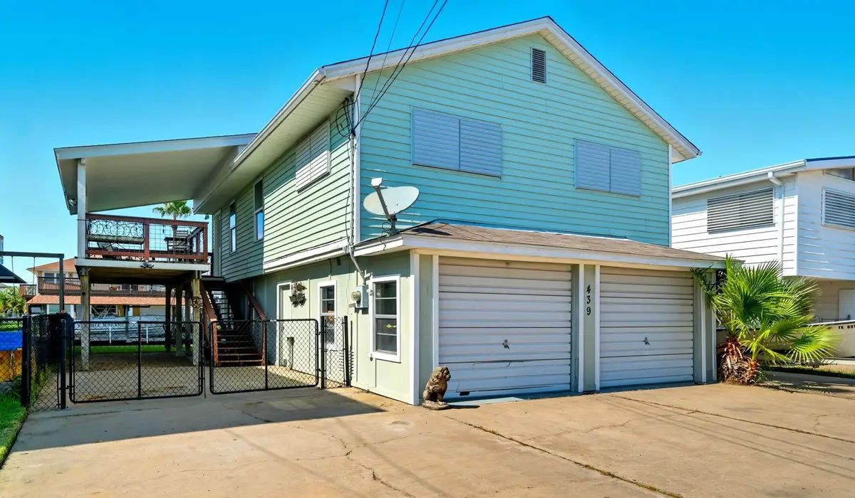 439 Pompano Street, Bayou Vista, TX 77563 - Image #1