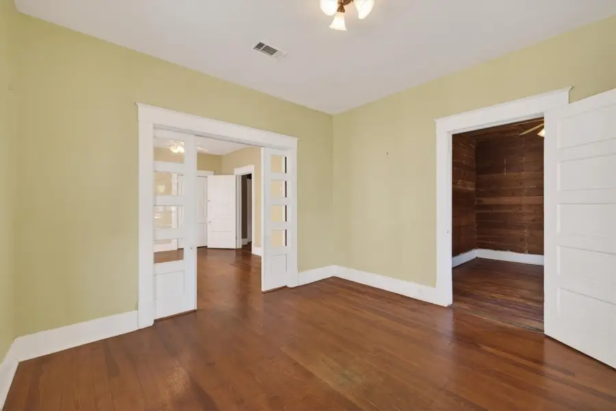 3617 Avenue O 1/2, Galveston, TX 77550 - #3