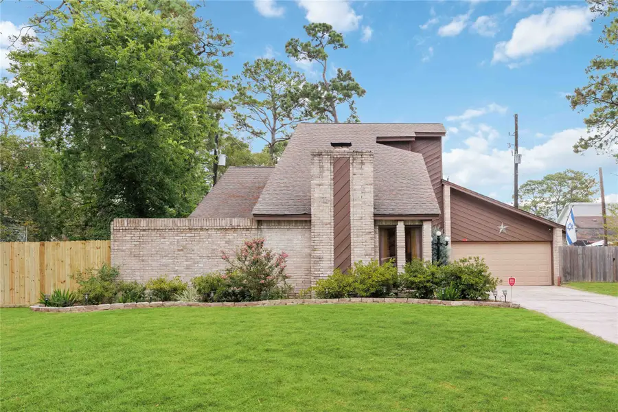 7310 Hickory Lane, Baytown, TX 77521 - Image #2