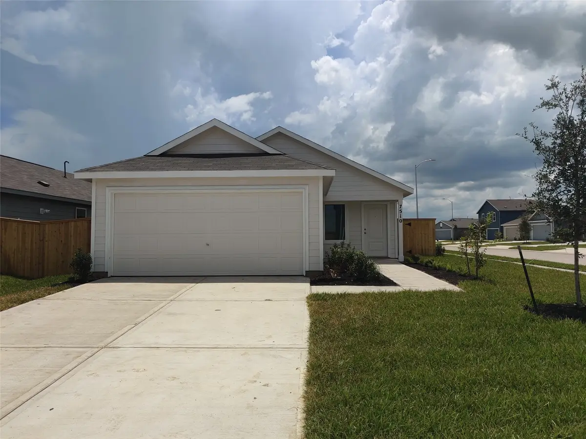 7510 Madrid Manor, Richmond, TX 77469 - #1