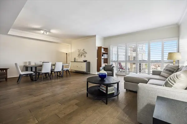 2929 Buffalo Speedway #A1009, Houston, TX 77098
