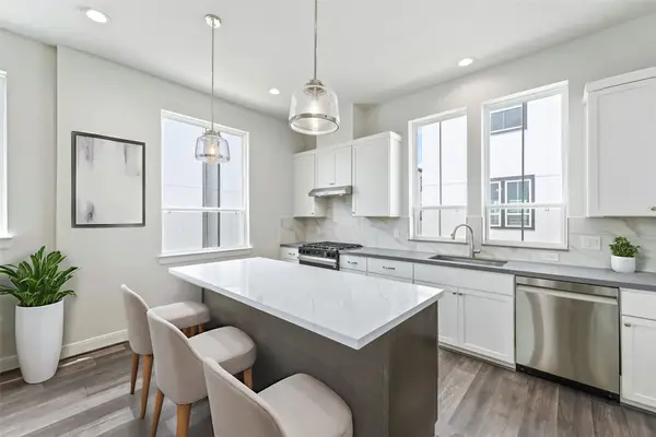 2708 Grand Fountains Drive #C, Houston, TX 77054