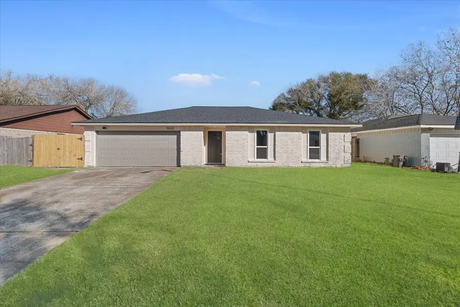 9803 Wren Street, La Porte, TX 77571 - #2