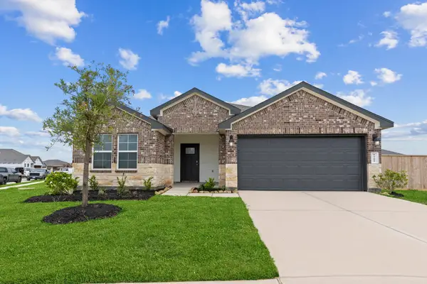 1010 Paddlefish Lane, Alvin, TX 77511