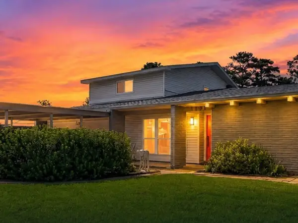 9538 Kerrwood Lane, Houston, TX 77080